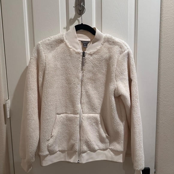 Eddie Bauer Jackets & Blazers - Cream Fleece Zip-Up Jacket